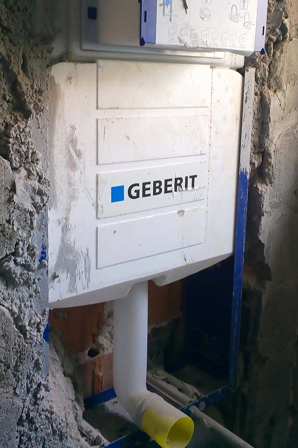 Montaža podometnega Geberit kotlička